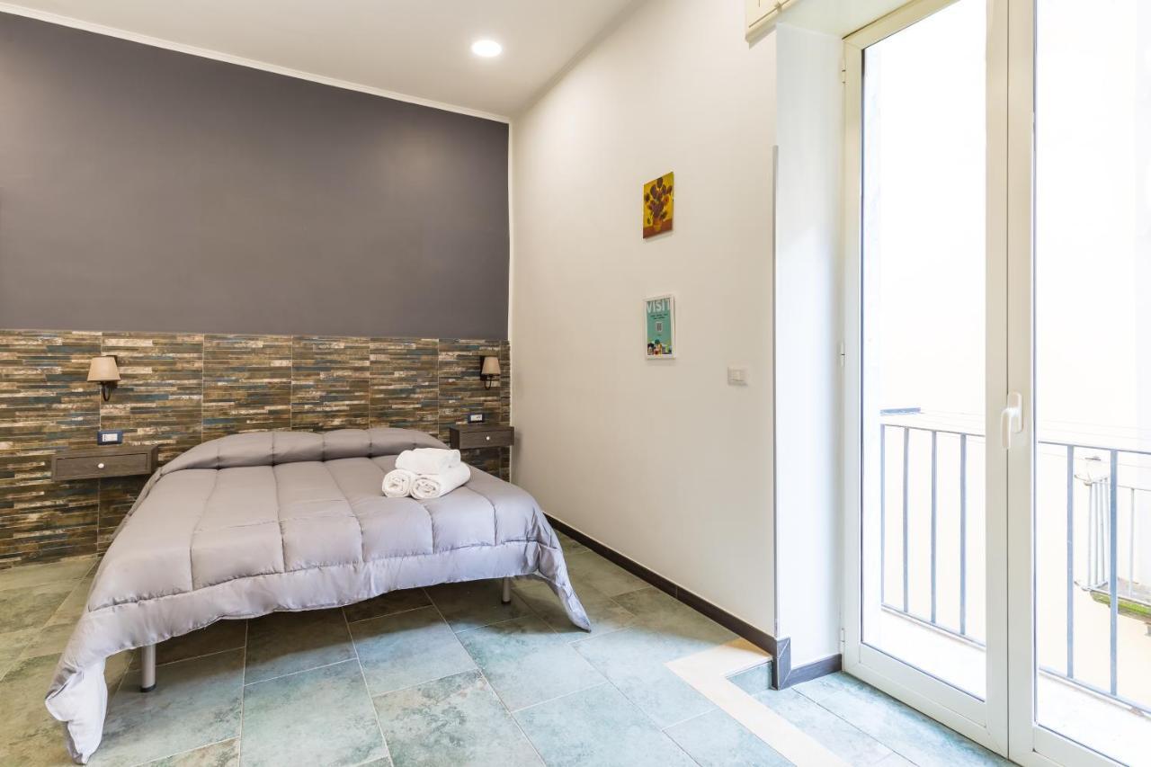 Gelso Complex Studios And Flat By Napoliapartments Nápoles Exterior foto